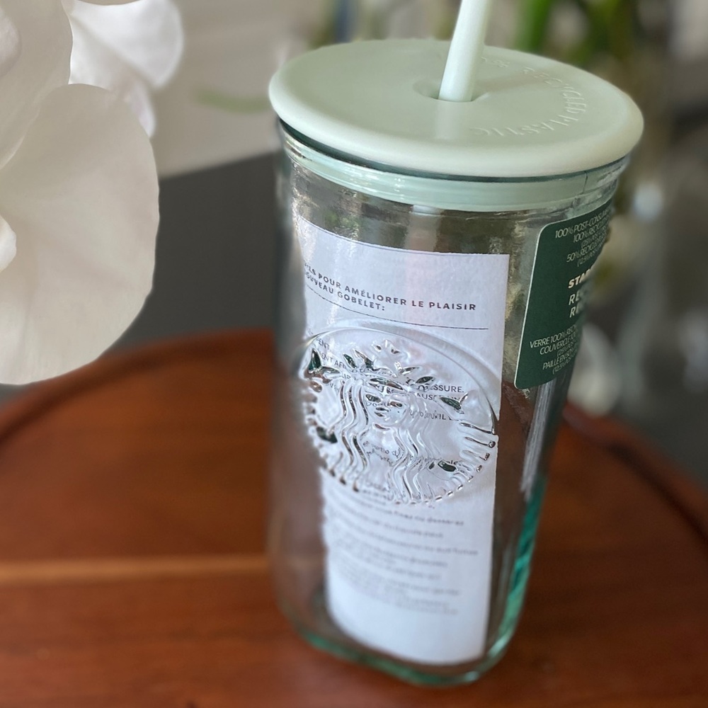 NWT Starbucks Spring 2023 Recycled Glass Mint Triangle Bottom 16oz Tumbler - Picture 11 of 13